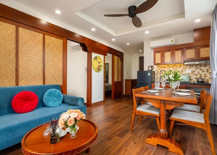 Evelyn Indochine Chic In Central